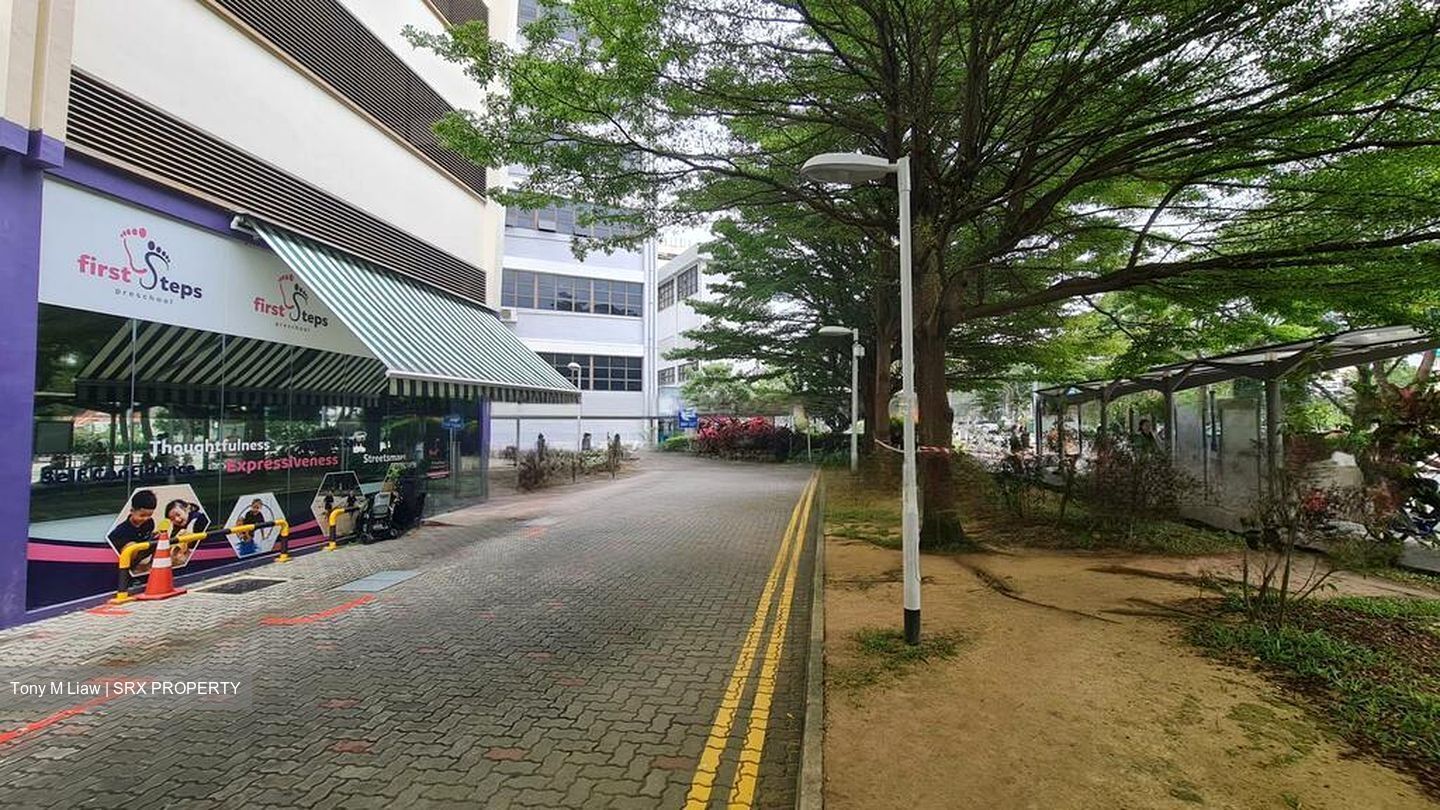 The Crescent @ Kallang (D13), Factory #460639871